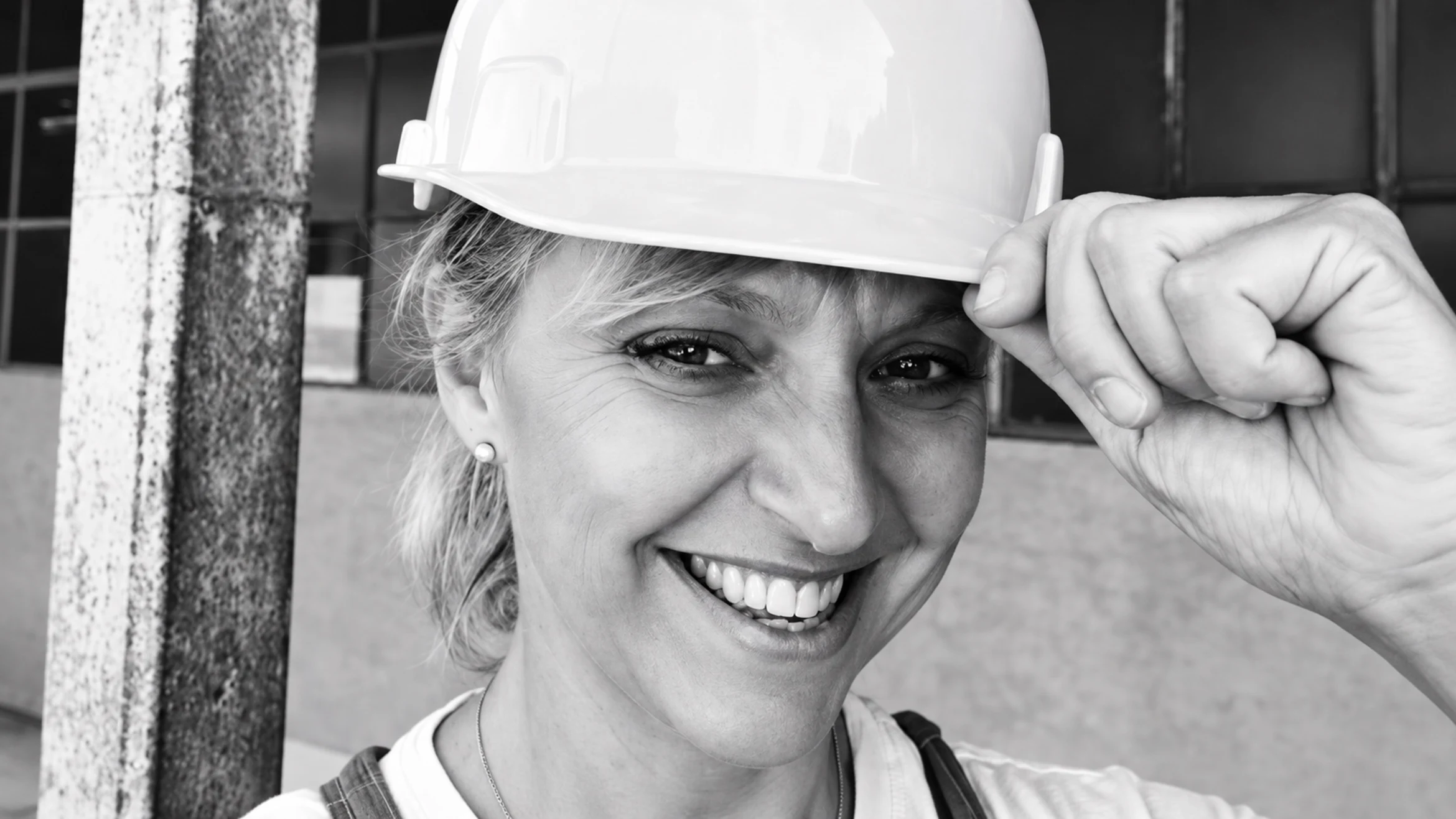Anna Mazzola, disegni a mano libera, simulazioni progettuali e rendering