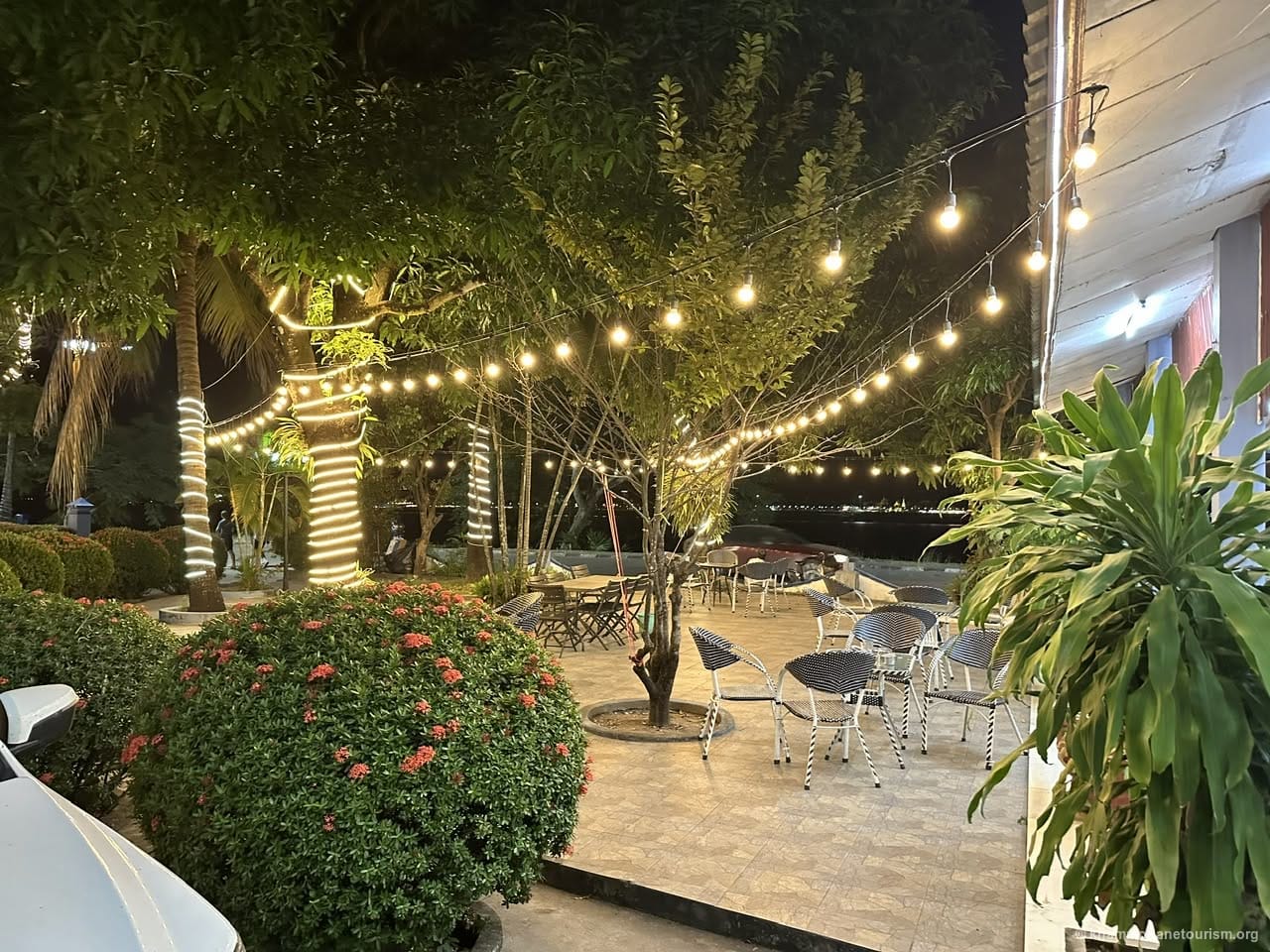 Mekong Hotel — 10