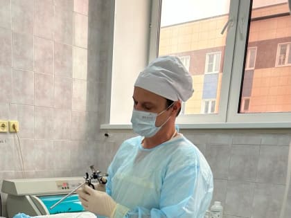 Новый метод лечения урологических патологий осваивают в больнице №9 Ярославля