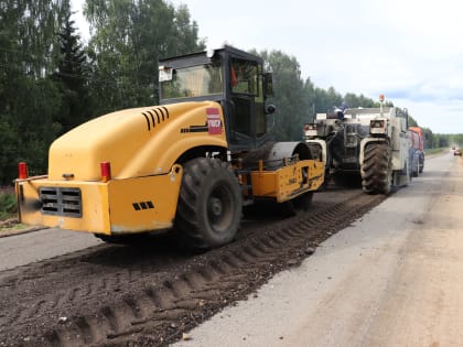 Начался ремонт покрытия на дороге к Варегово