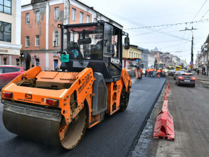 Артём Молчанов посетил двухгодичные дорожные объекты