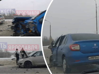 На дороге в Ярославле столкнулись три легковых автомобиля