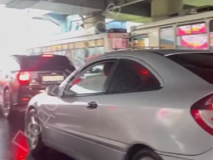 В Ярославле из-за дождя встали троллейбусы