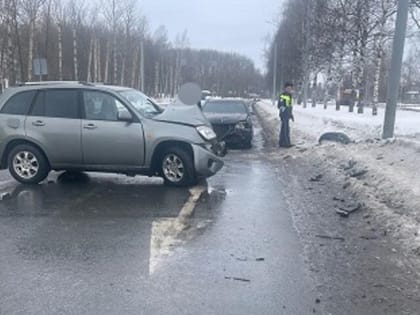 В Ярославле в ДТП пострадало два человека