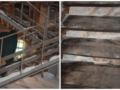 В Ярославле почистили лестницу аварийного дома