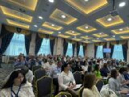 Нейрохирурги и неврологи со всего Центрального Федерального округа приехали в Ярославль