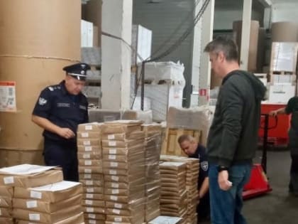 Выборы 2023: Передача бюллетеней членам регионального избиркома продолжается