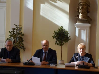 В мэрии Ярославля прошла комиссия по регулированию социально-трудовых отношений