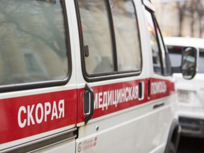 В Ярославской области опрокинулся автобус с пассажирами: пострадали три человека