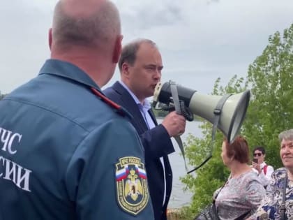 В Ярославле ввели режим ЧС после аварии с теплоходом «Москва 208»