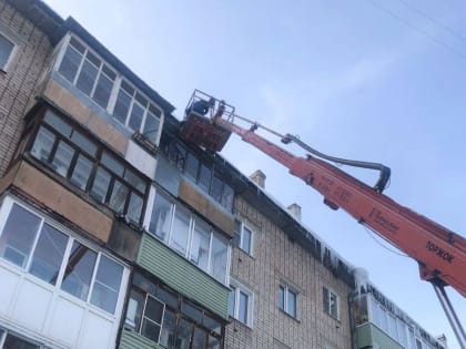 Ярославским управдомам дали пять дней на уборку крыш от снега