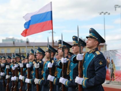 В Ярославле стартовал чемпионат ЦФО по стрельбе из боевого ручного стрелкового оружия и служебному двоеборью органов ФСБ