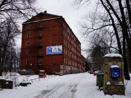 В ЯРОСЛАВЛЕ ПРИ ПОЖАРЕ В АВАРИЙНОМ ДОМЕ ПОСТРАДАЛ ЧЕЛОВЕК