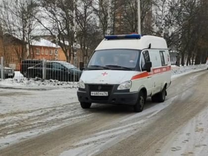 В Ярославле станцию «Скорой помощи» освободили из снежного плена