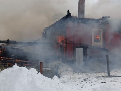 В Ярославской области пожар оставил семью без крыши над головой