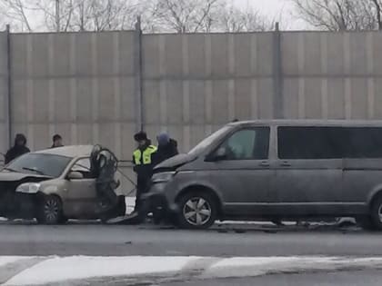 Очевидцы сообщают о серьезной аварии в Кузнечихе