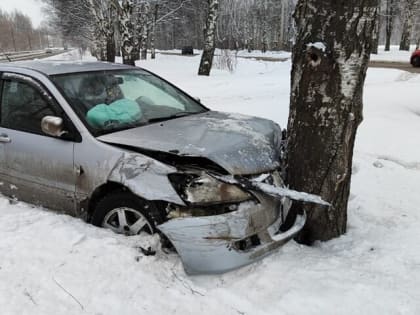 В Заволжском районе Ярославля произошла авария