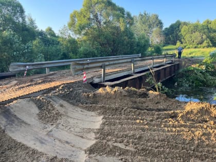 Временный мост к деревне Костяево построили за одну ночь