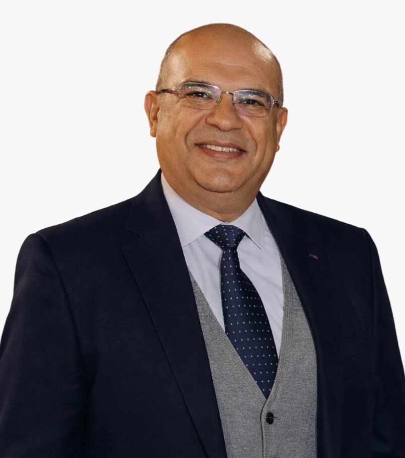 د. ناصر محمد عادل, جراحة عظام at مركز الدقى التخصصى للجراحه