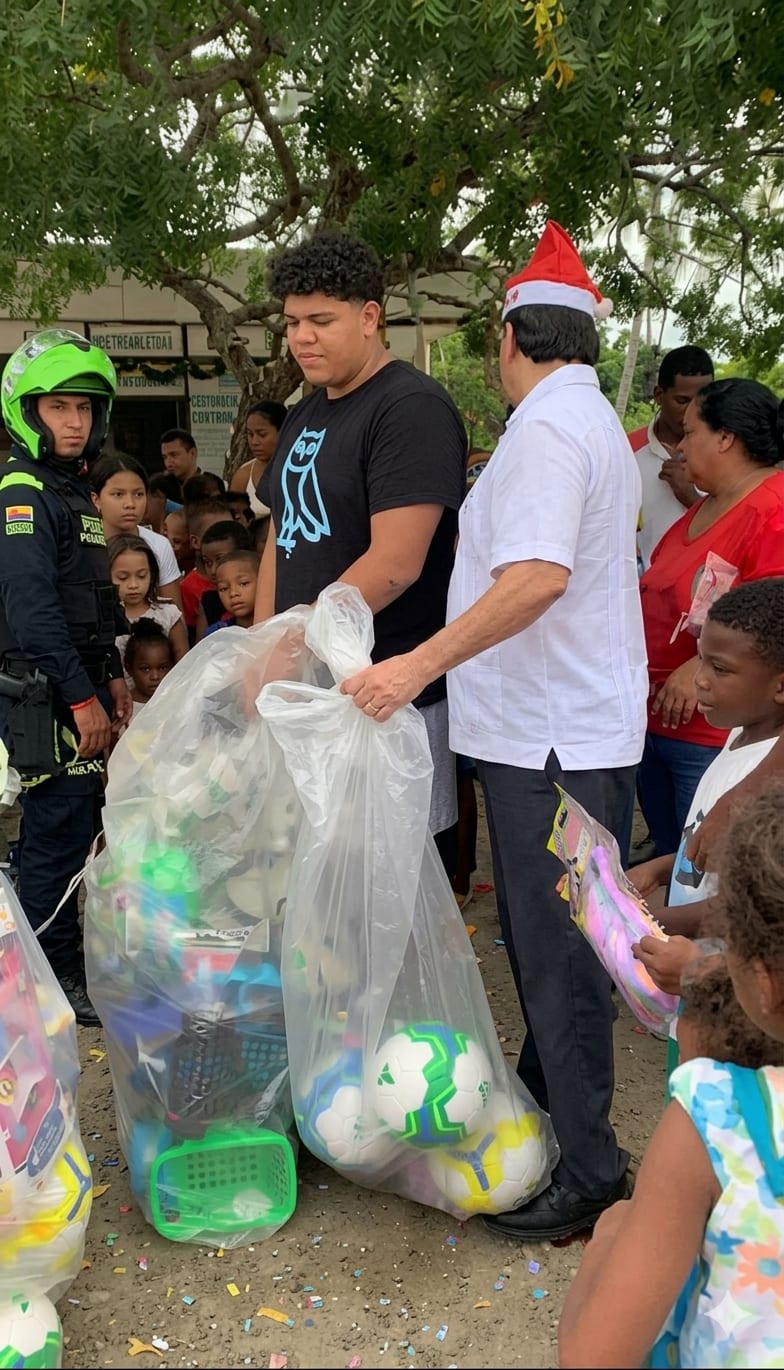 Familia beneficiada por la fundación