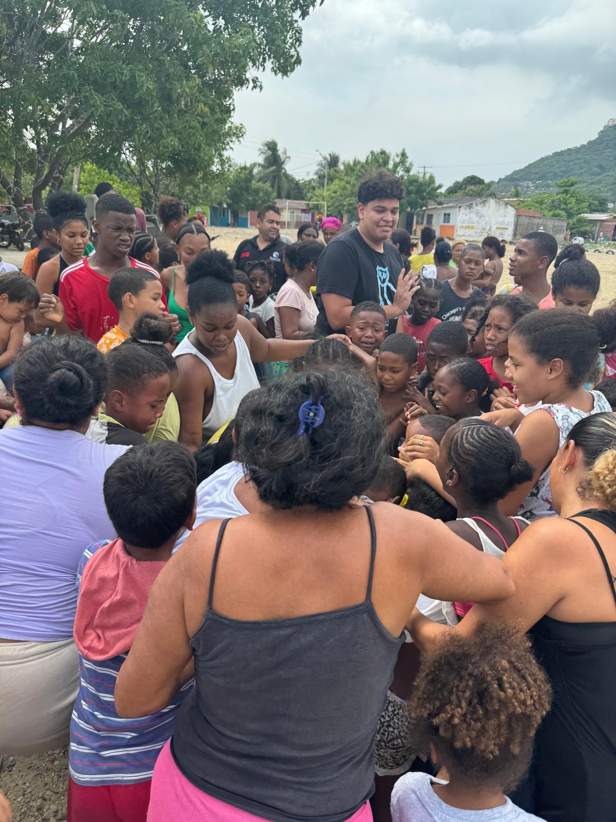 Actividad comunitaria Sembrando Esperanza
