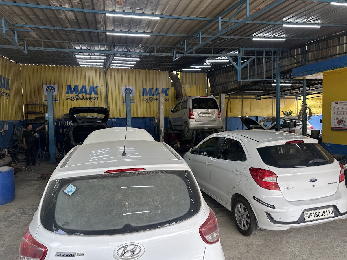 Ishwar Motors Bisrakh thumbnail 2