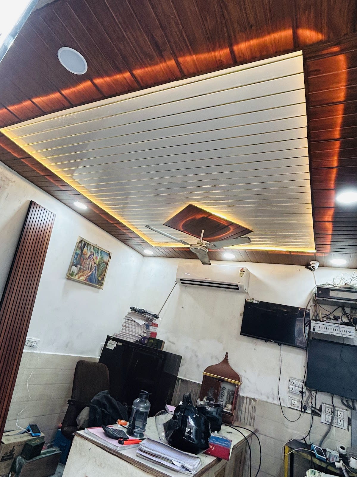 S.M Interior Decor - Interior Designer Greater Noida West thumbnail 3