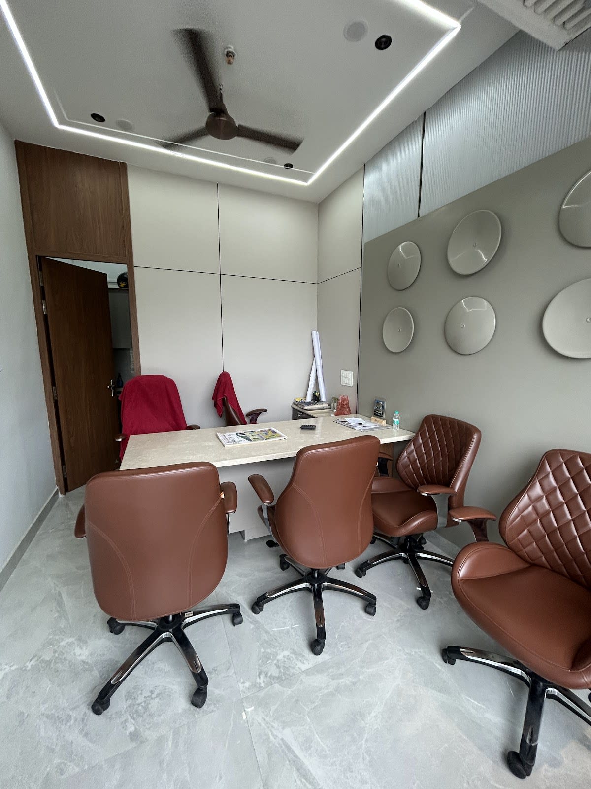 S.M Interior Decor - Interior Designer Greater Noida West photo 5