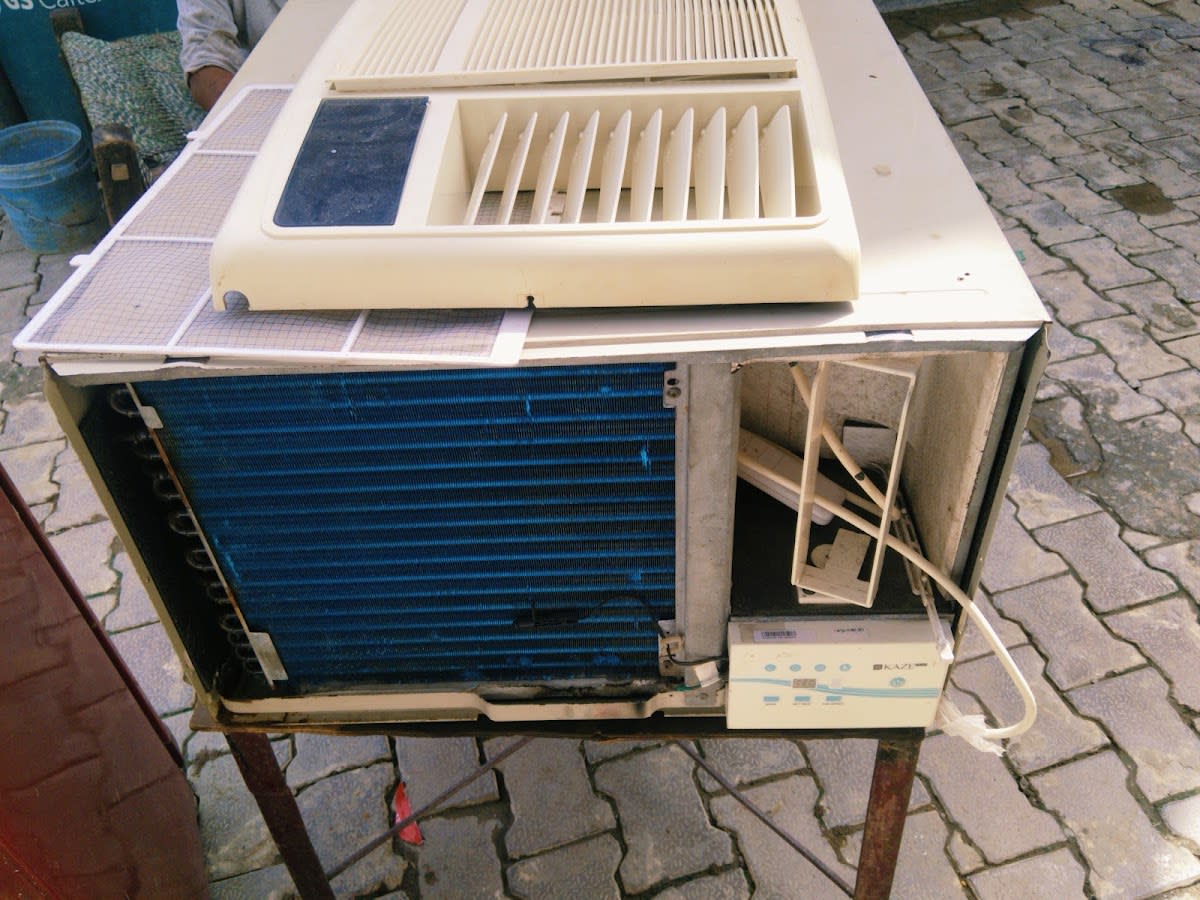 Ravi Ac Repair Centre thumbnail 3