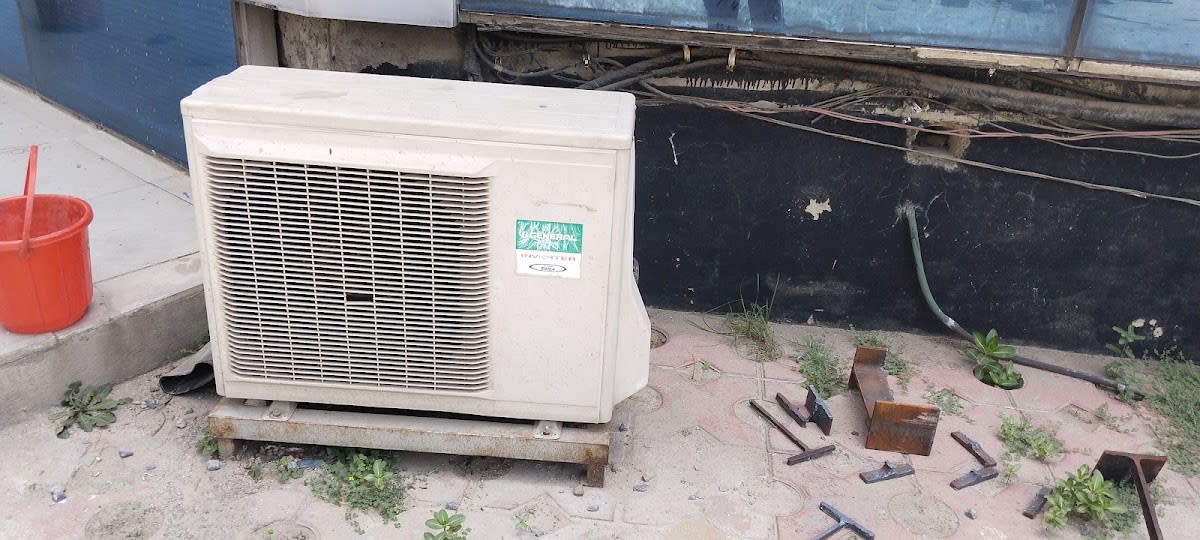 Khhusi AC Installation AC Service Tugalpur Greater Noida thumbnail 2