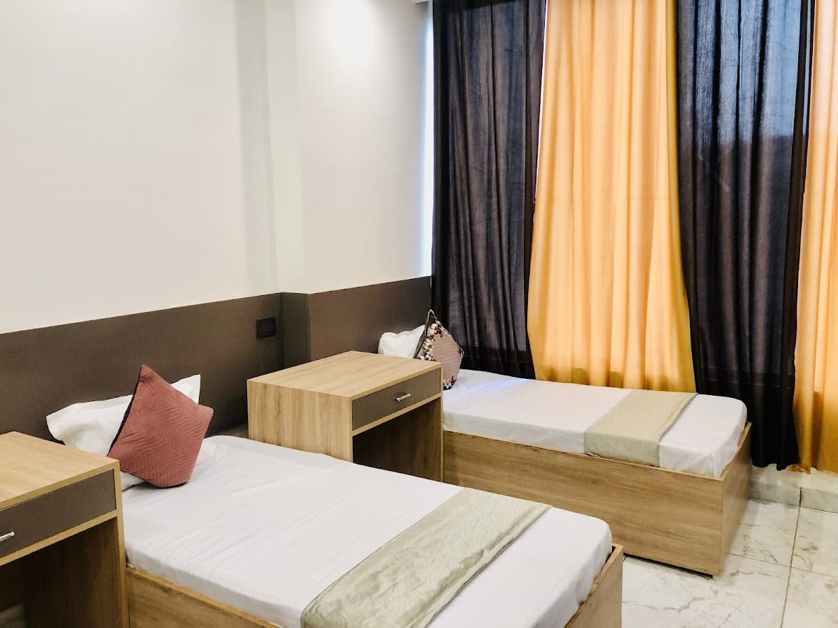 Zostie Premium Girls Hostel - Near GL Bajaj College thumbnail 2