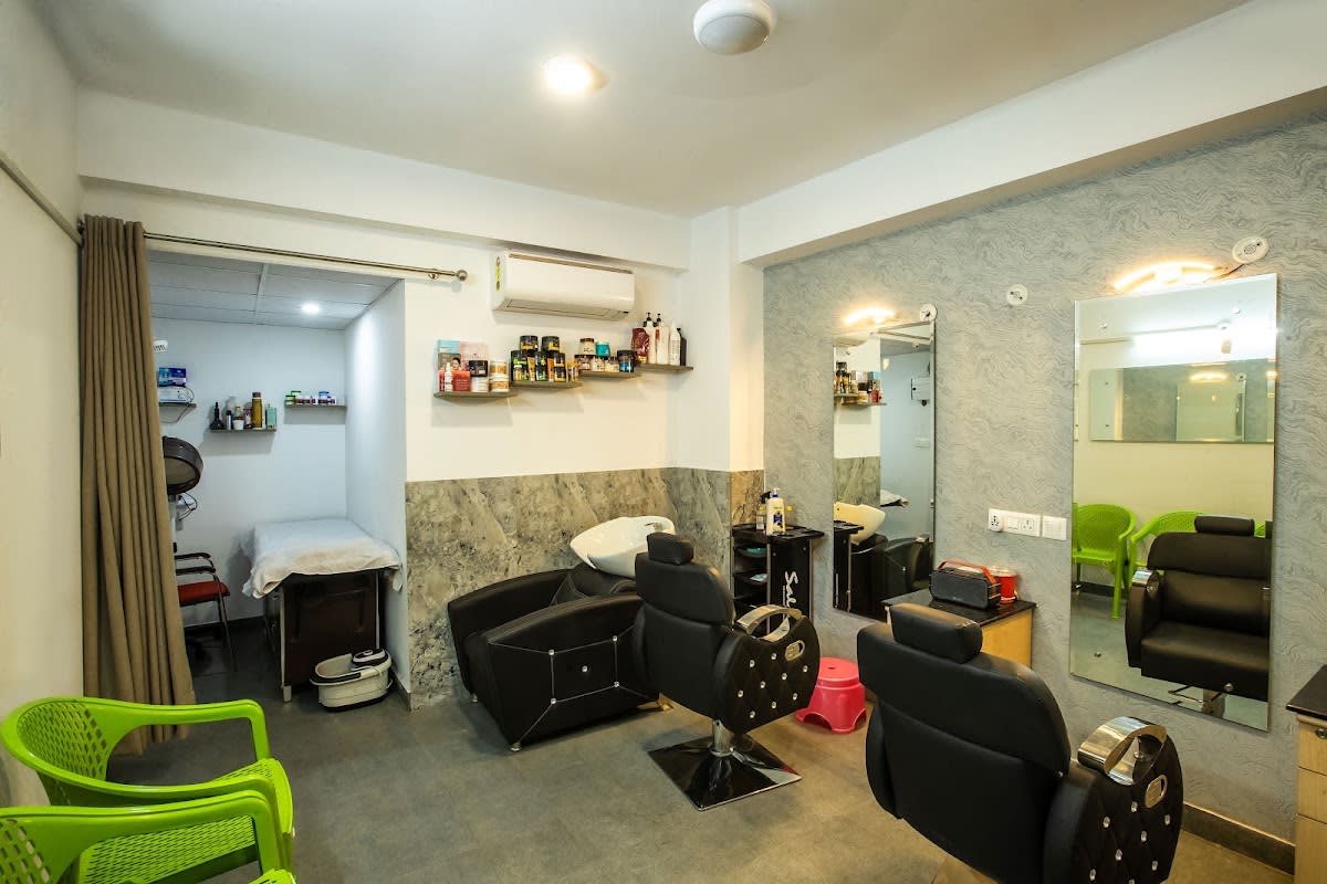 Clanbridge Living - Girls PG In Greater Noida photo 4