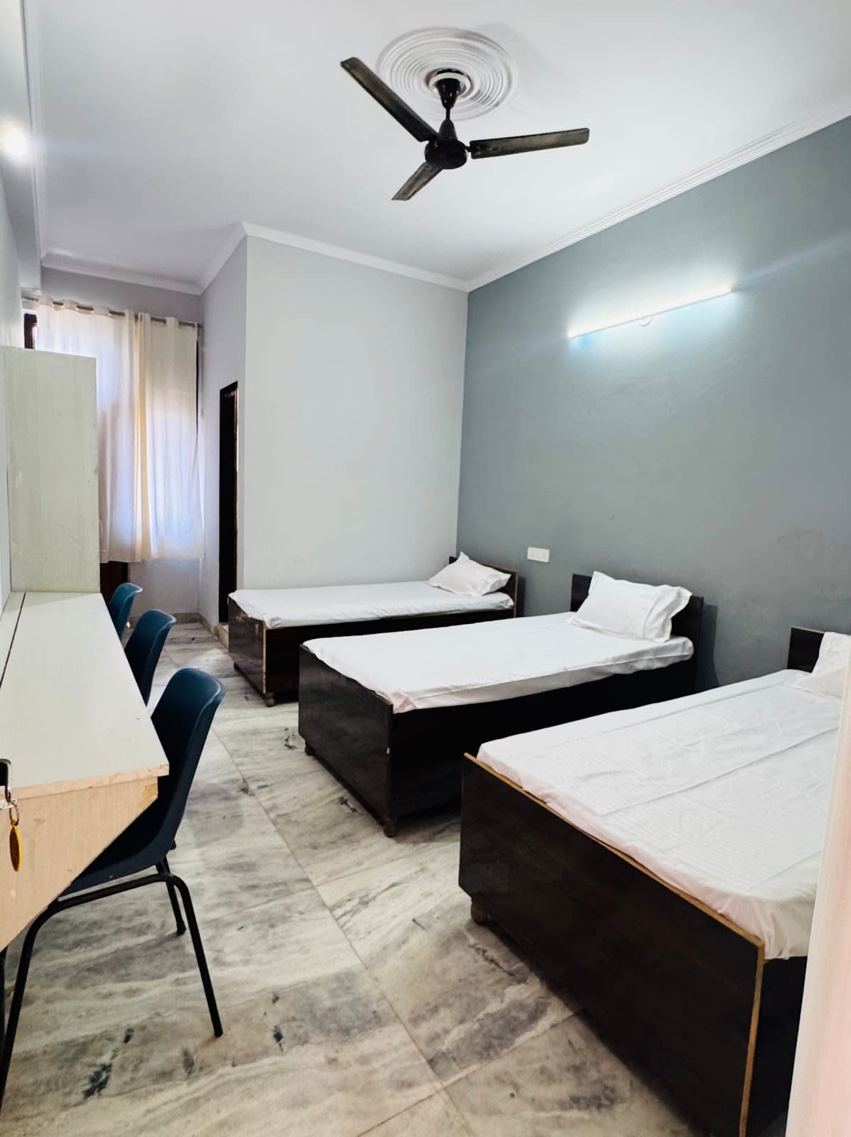 Homies Hostel For Boys thumbnail 3