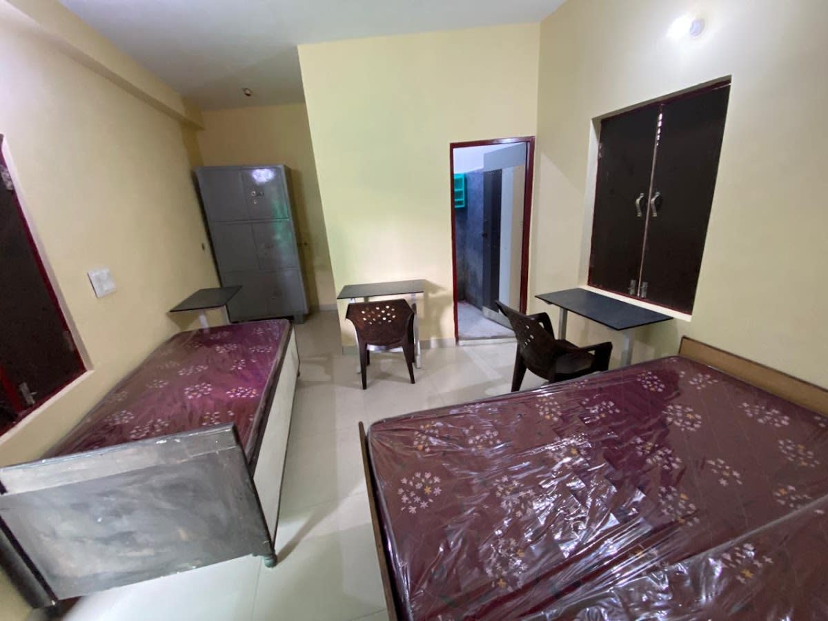 AP Boys Hostel AND PG | Greater Noida Knowledge Park thumbnail 2