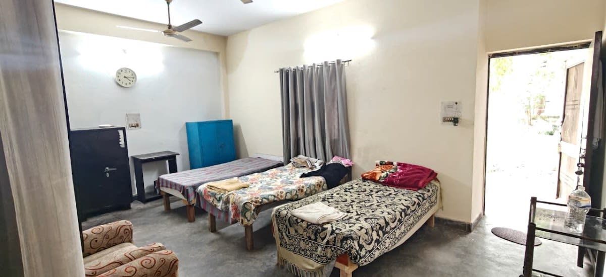 Vijay Residency - Boys PG & Hostel thumbnail 3