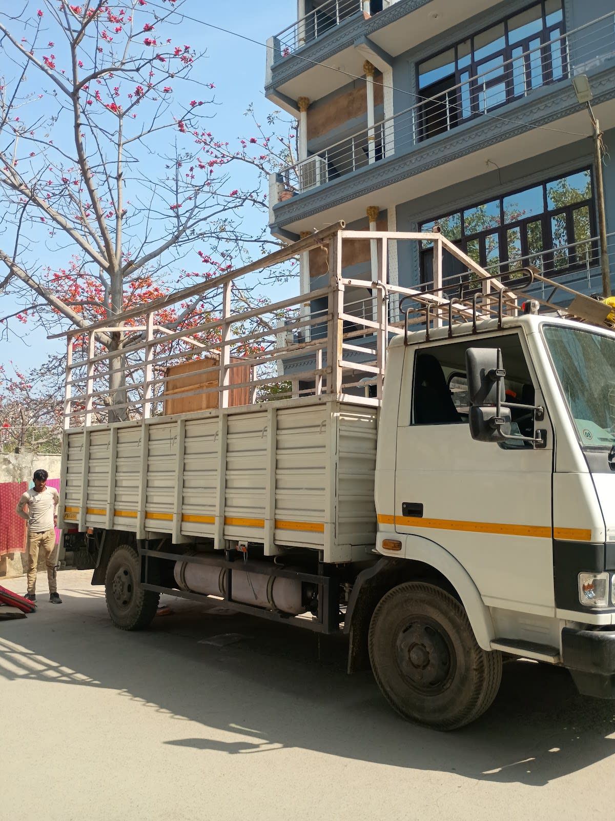 A1 Logistics Packers And Movers thumbnail 3