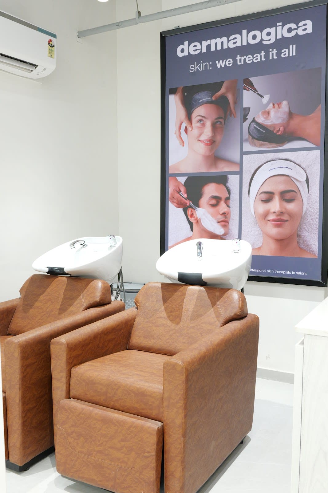 Lakme Salon, Omaxe Cannaught Place, Greater Noida photo 4