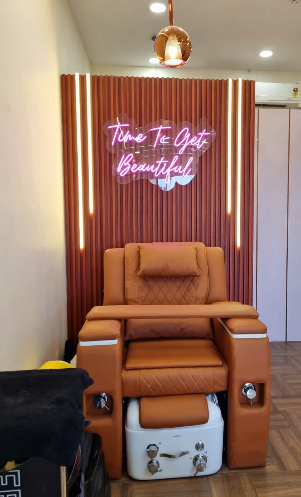 The Glamour House Salon By Divya Bajpai photo 5