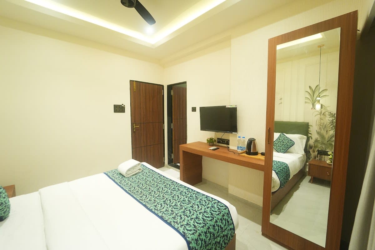 Hotel Pritesh Solitaire photo 5