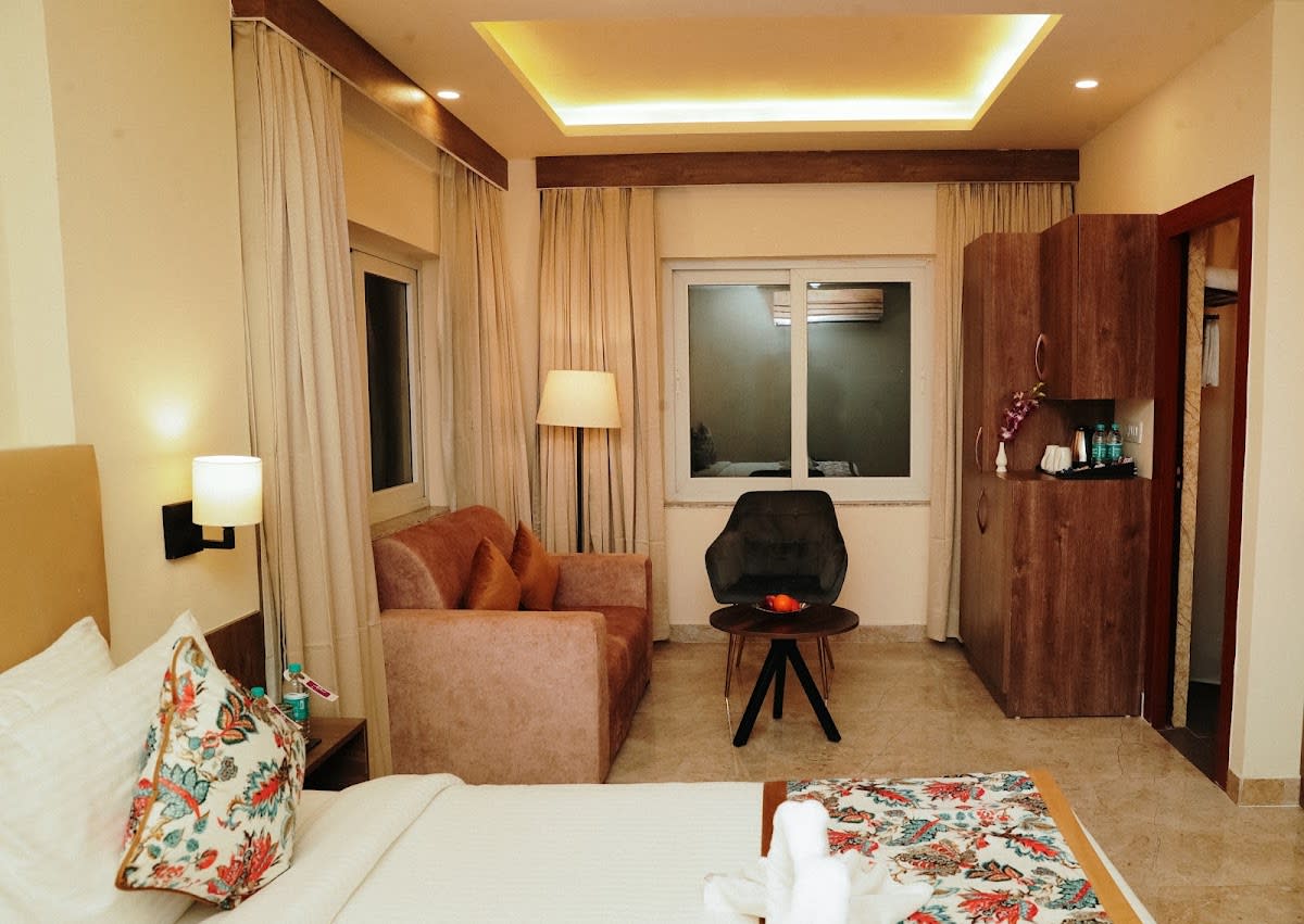 Regenta Inn Greater Noida By Royal Orchid Hotels photo 2