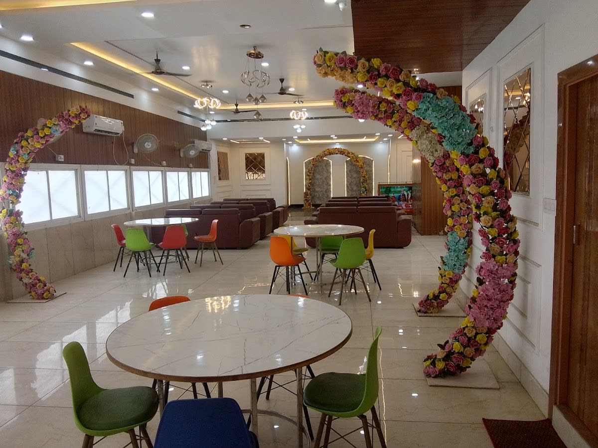 Garg Residency Hotel & Restaurant - Best Hotel In Surajpur Greater Noida photo 4