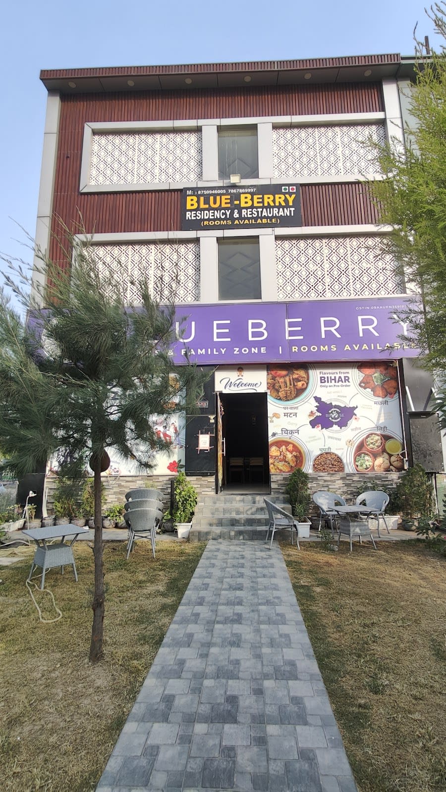 Blueberry Premium Hotel photo 2