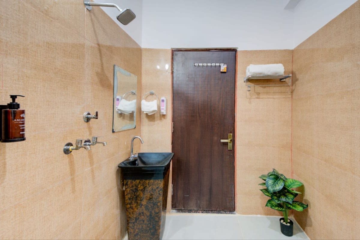 Amara Inn photo 3