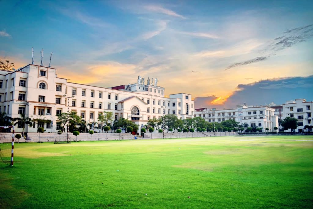ITS Engineering College photo 1