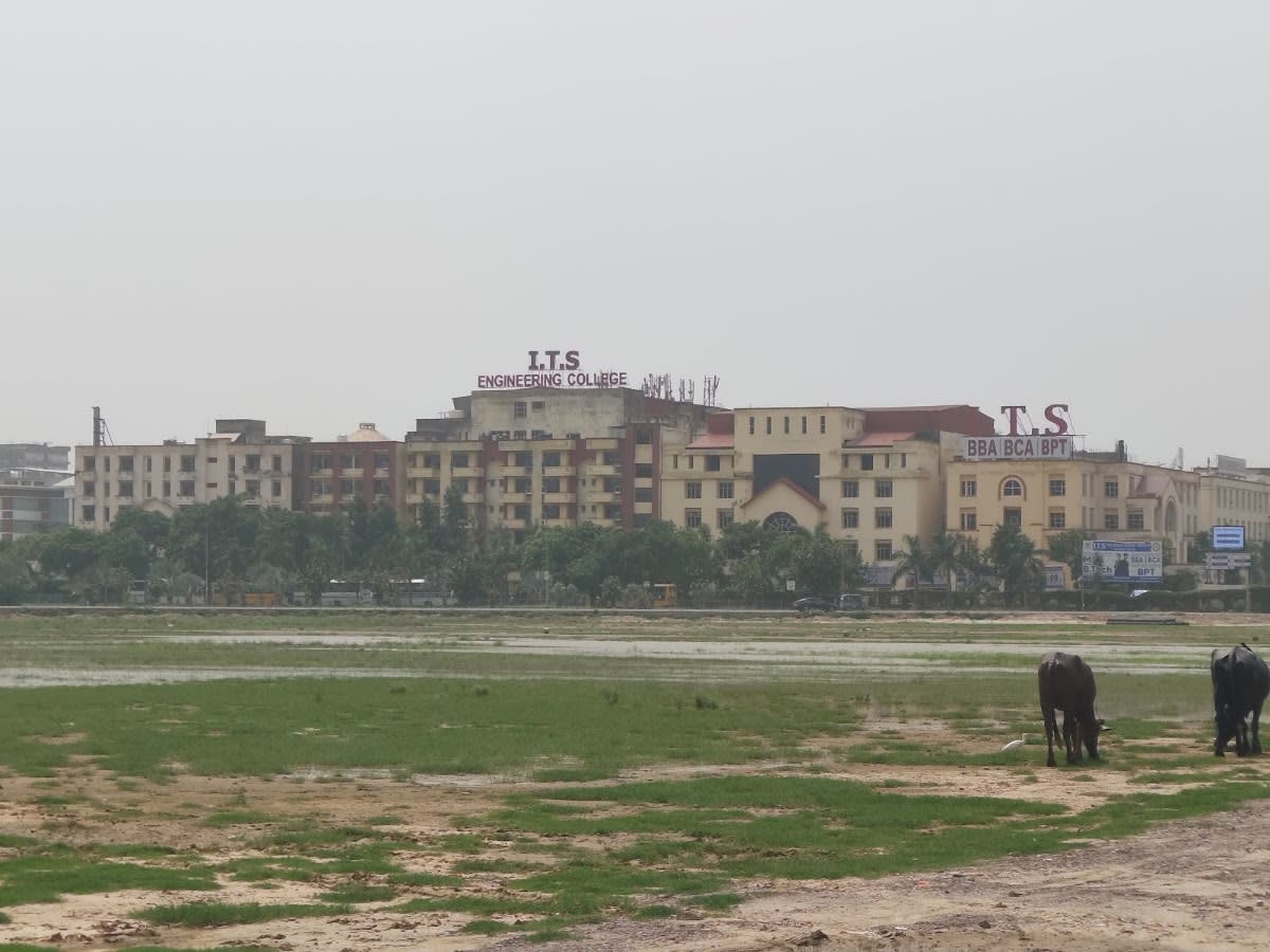 ITS Engineering College photo 5