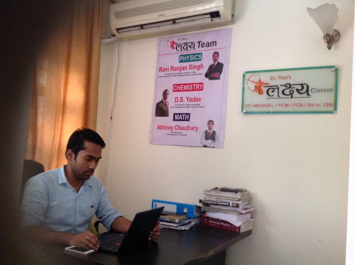 Lakshya Classes photo 2