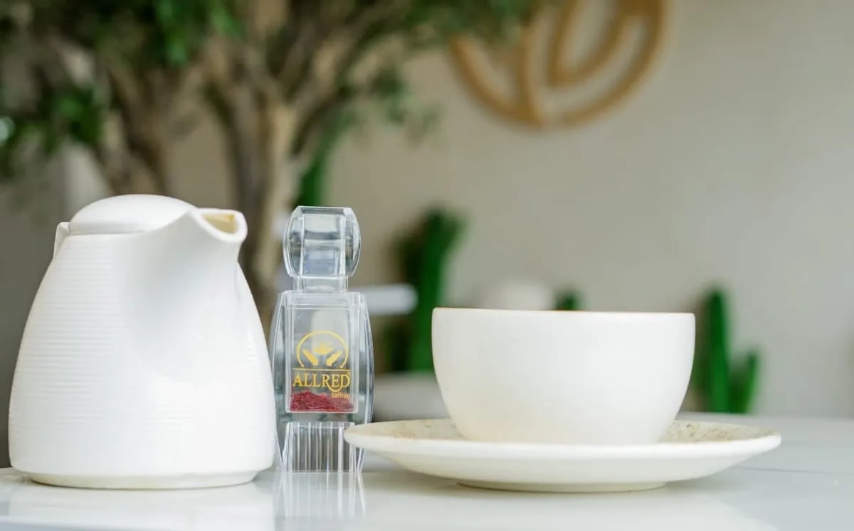 Saffron Tea