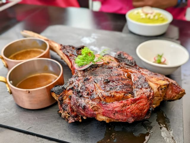 Tomahawk Steak