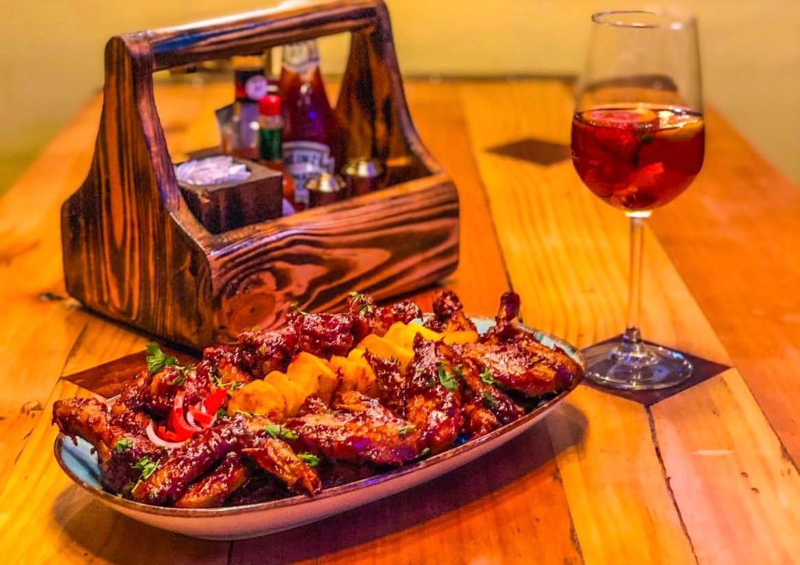 Cafe Kaya Kilo Wings