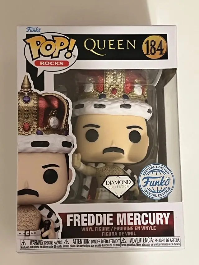 Collecting Funko Pop de Freddie Mercury